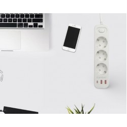 EARLDOM ES-SC13 Разклонител с 3 Гнезда+2 USB Порта 2.4A+1 USB-C 3000W