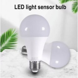 LED крушка – IP0012-12W с PIR сензор за движение E27 110V/220V студена светлина 