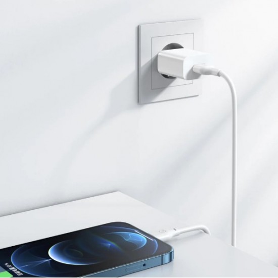 XO-L99 2.4A. бързо зарядно с кабел USB - Type-C  