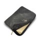 9853 GUESS COMP. SLEEVE PEONY PU 4G & CLASSIC LOGOS STRIPE BLACK 14/15"