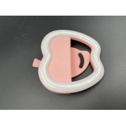 Светеща ябълка с щипка закачва се навсякъде